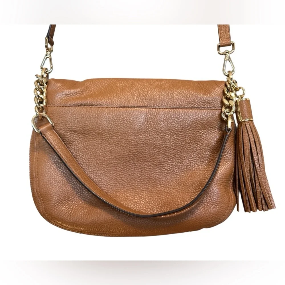 Michael Kors Crossbody - Picture 3 of 11